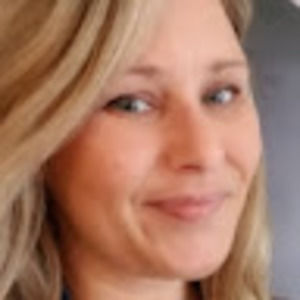 Meet your Posher, Monica